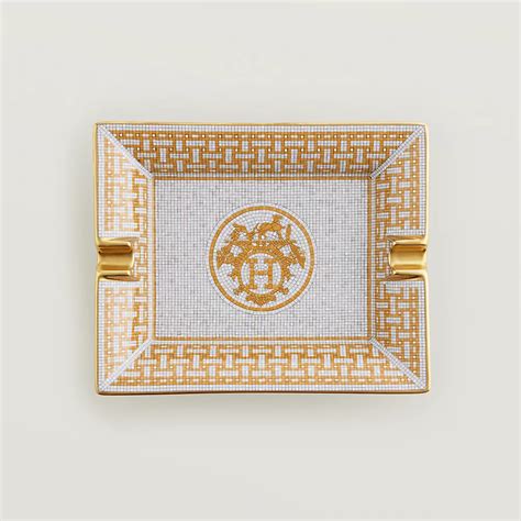 hermes mosaique au 24 gold tray|Hermes Mosaique au 24 Gold Dinnerware .